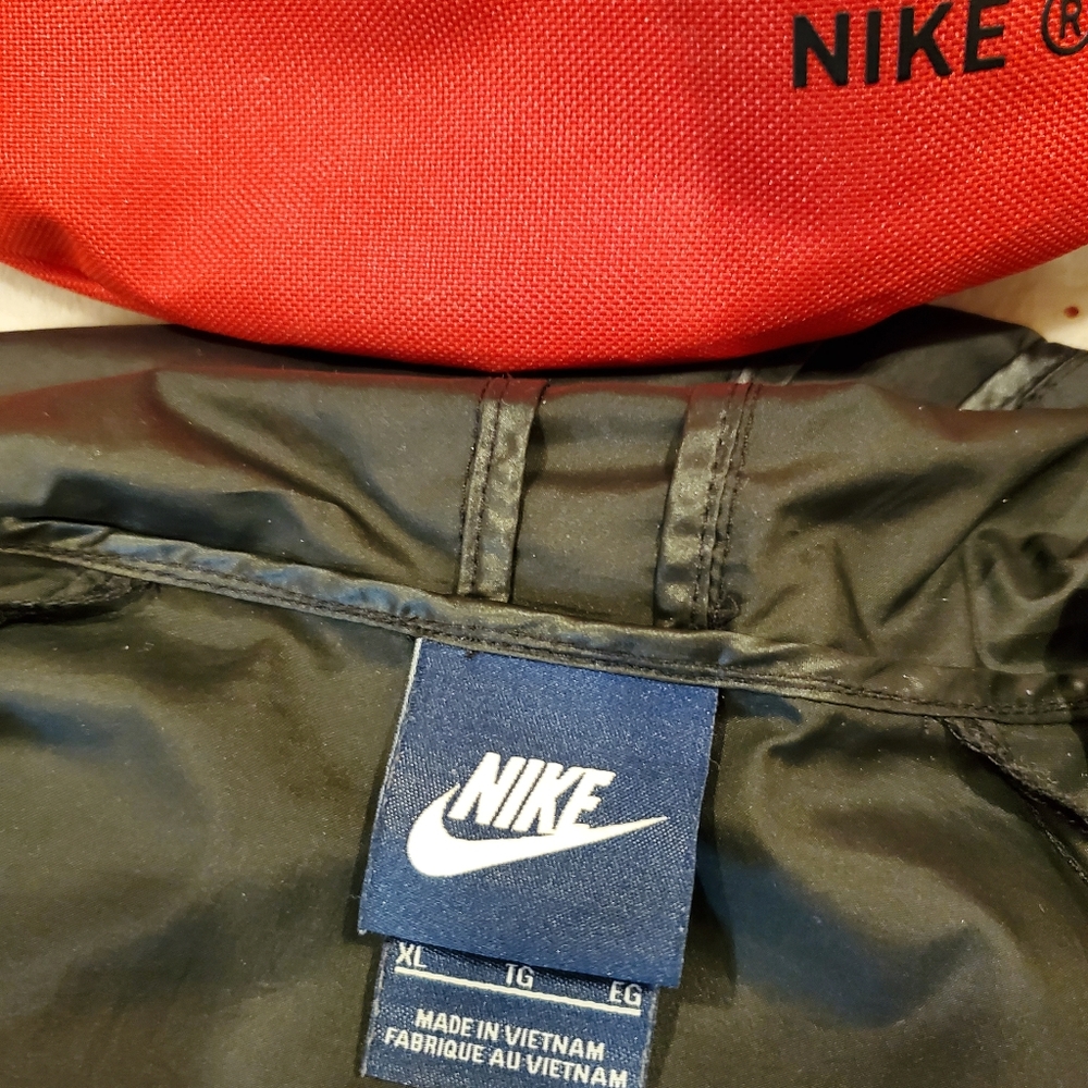 Nike Bundle - image 4